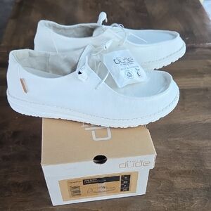 Hey Dude Size 9 Wendy Canvas Slip-On Shoes Chambray White Shoes